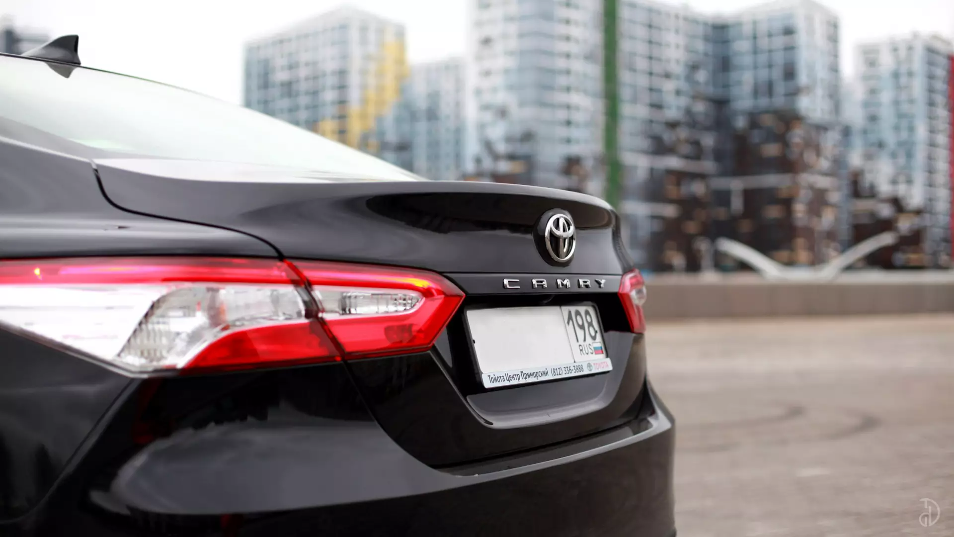 Toyota Camry 2018. Фото 9